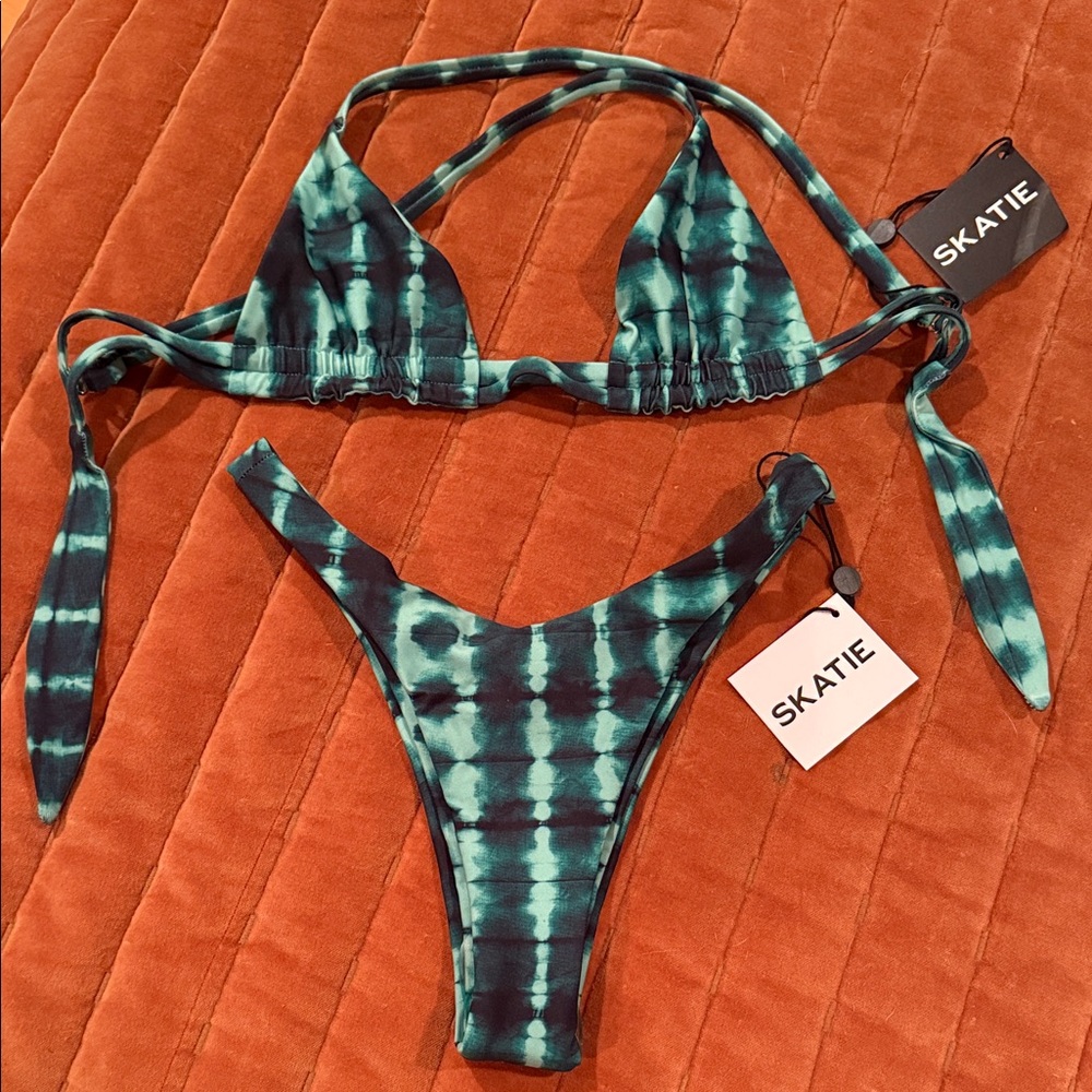 Skatie Green Tie-Dye Bikini